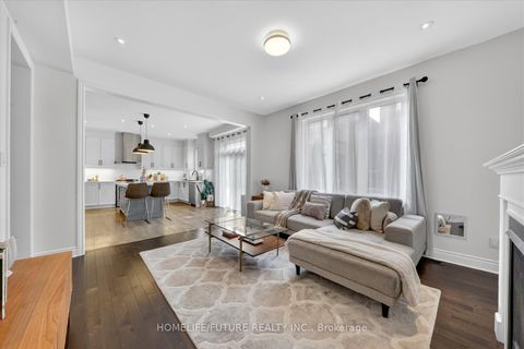 Photo 11 at 1016 Poppy Lane, Wyndham, Newmarket