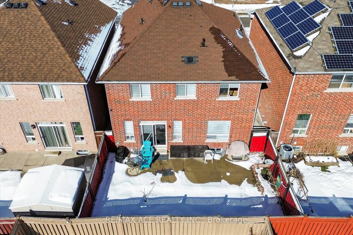 Photo 42 at 9 Invitational Road, Bram East, Brampton