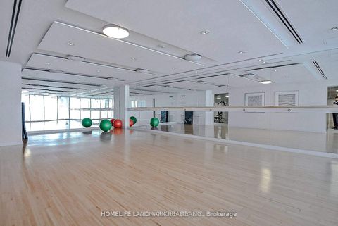 Photo 8 at 2908 - 225 Webb Drive, City Centre, Mississauga