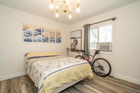 Photo 9 at F11 - 171 Edgehill Drive, Letitia Heights, Barrie