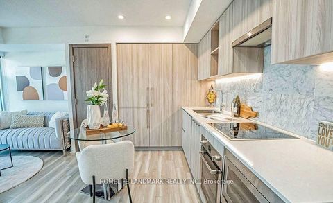 Photo 2 at 605 - 19 Bathurst Street, Waterfront Communities C1, Toronto