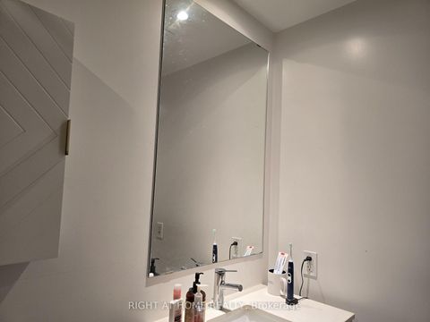 Photo 7 at 914 - 50 Power Street, Moss Park, Toronto