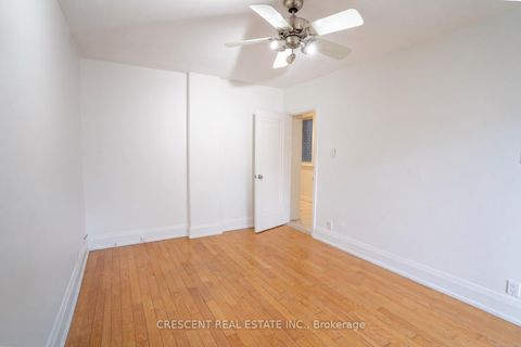 Photo 12 at 520 Prince Edward Drive N, Kingsway South, Toronto