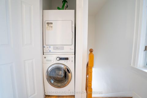 Photo 13 at 520 Prince Edward Drive N, Kingsway South, Toronto