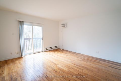Photo 22 at 520 Prince Edward Drive N, Kingsway South, Toronto
