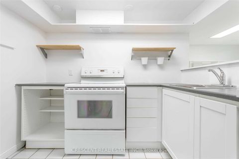 Photo 30 at 520 Prince Edward Drive N, Kingsway South, Toronto