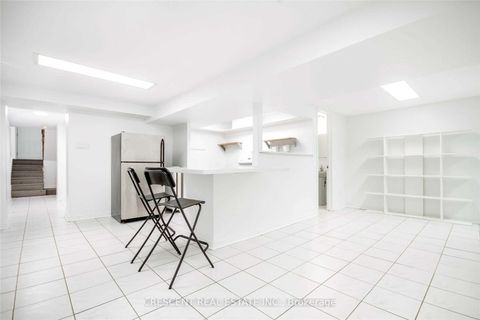 Photo 32 at 520 Prince Edward Drive N, Kingsway South, Toronto