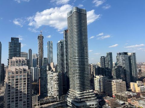 Photo 11 at 2904 - 37 Grosvenor Street, Bay Street Corridor, Toronto