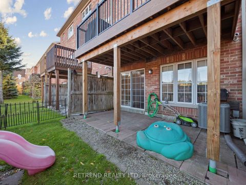 Photo 39 at 26 Golden Spruce Lane, Maple, Vaughan