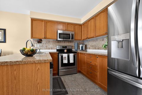 Photo 11 at 1210 Meath Drive, Pinecrest, Oshawa