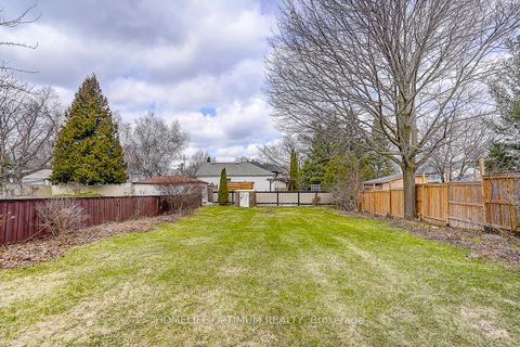 Photo 27 at 16 Ayre Point Road, Cliffcrest, Toronto