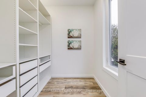 Photo 13 at 20 Rochdale Avenue, Belgravia, Toronto