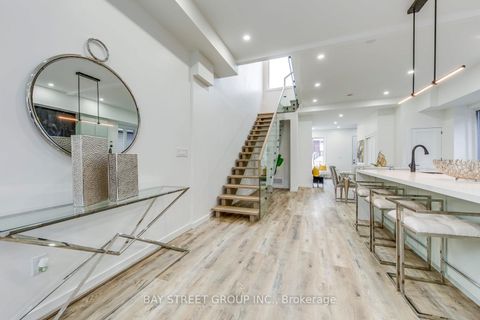 Photo 18 at 20 Rochdale Avenue, Belgravia, Toronto