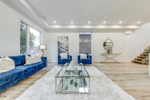 Photo 20 at 20 Rochdale Avenue, Belgravia, Toronto