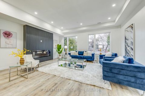 Photo 26 at 20 Rochdale Avenue, Belgravia, Toronto