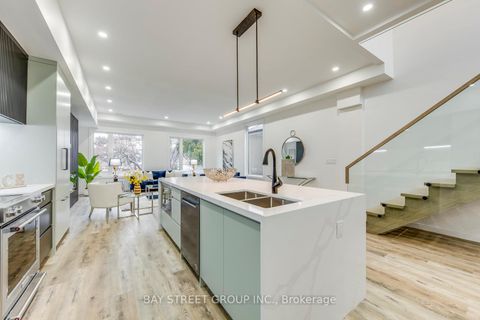 Photo 30 at 20 Rochdale Avenue, Belgravia, Toronto