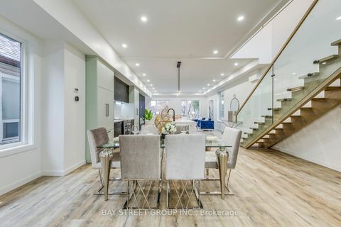 Photo 37 at 20 Rochdale Avenue, Belgravia, Toronto