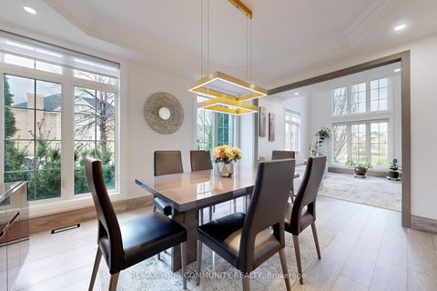 Photo 11 at 1 Princess Isabella Court, Patterson, Vaughan