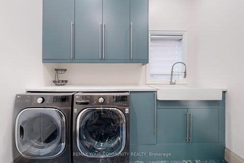 Photo 27 at 1 Princess Isabella Court, Patterson, Vaughan