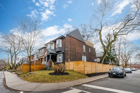 Photo 2 at 31 Myrtle Avenue, South Riverdale, Toronto