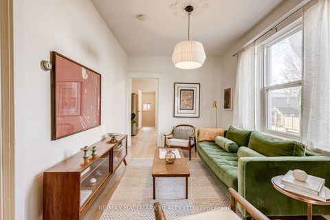 Photo 4 at 31 Myrtle Avenue, South Riverdale, Toronto