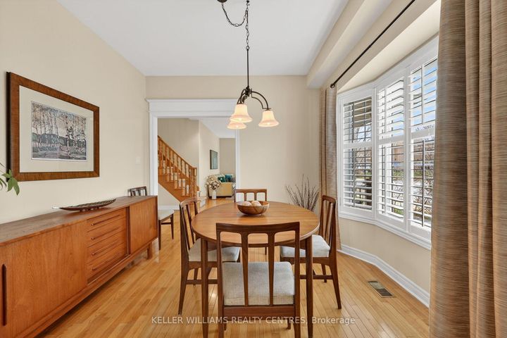 Photo 11 at 577 Osler Court, Summerhill Estates, Newmarket