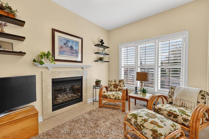 Photo 13 at 577 Osler Court, Summerhill Estates, Newmarket