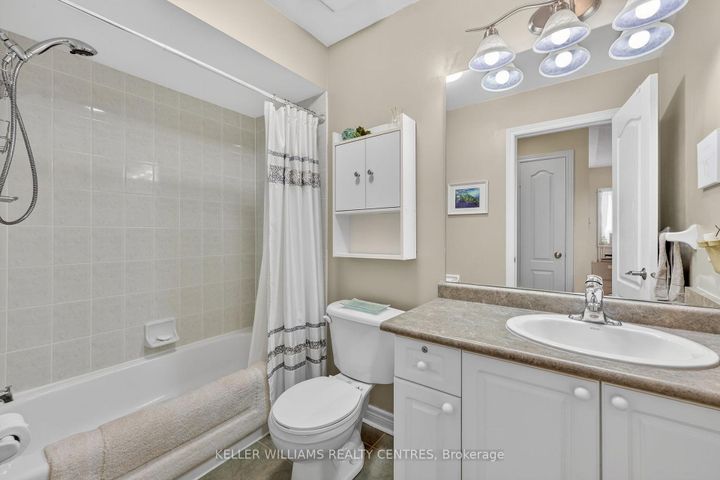 Photo 32 at 577 Osler Court, Summerhill Estates, Newmarket