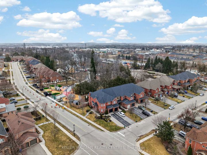 Photo 40 at 577 Osler Court, Summerhill Estates, Newmarket