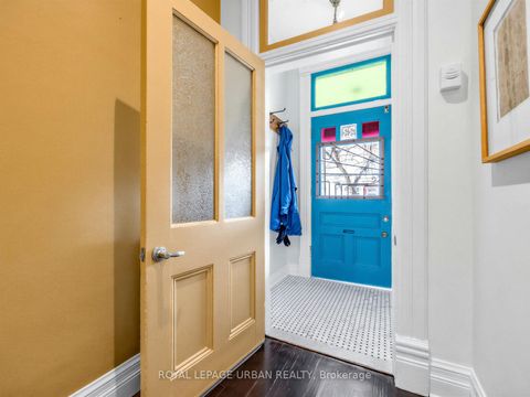 Photo 4 at 33 Euclid Avenue, Bellwoods, Toronto