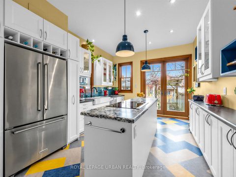 Photo 17 at 33 Euclid Avenue, Bellwoods, Toronto