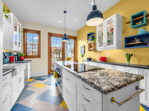 Photo 18 at 33 Euclid Avenue, Bellwoods, Toronto