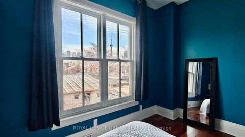 Photo 27 at 33 Euclid Avenue, Bellwoods, Toronto