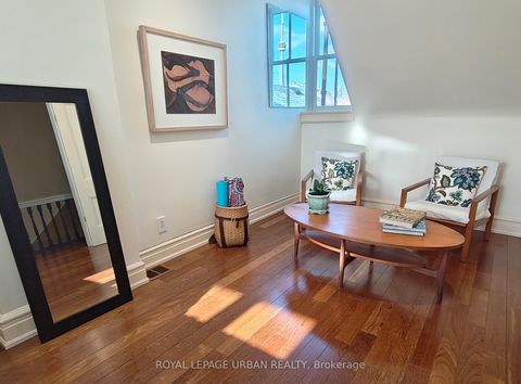 Photo 34 at 33 Euclid Avenue, Bellwoods, Toronto