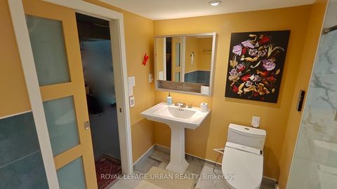 Photo 37 at 33 Euclid Avenue, Bellwoods, Toronto