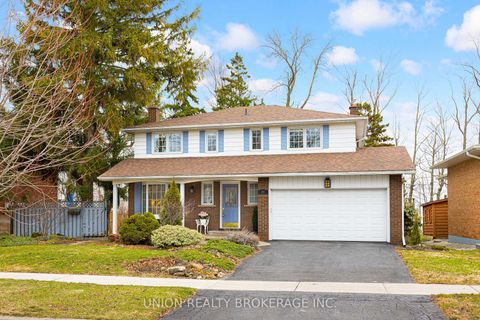 Photo 1 at 27 South Marine Drive, Guildwood, Toronto