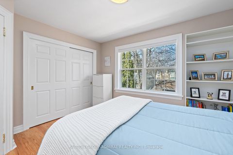 Photo 33 at 54 Starlight Crescent, Mill Pond, Richmond Hill