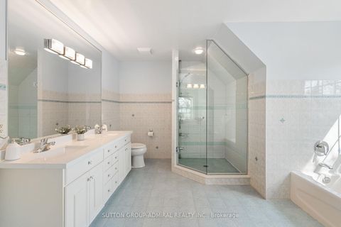 Photo 34 at 54 Starlight Crescent, Mill Pond, Richmond Hill