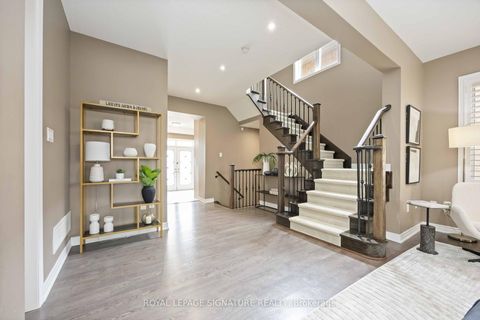 Photo 4 at 99 Card Lumber Crescent, Kleinburg, Vaughan