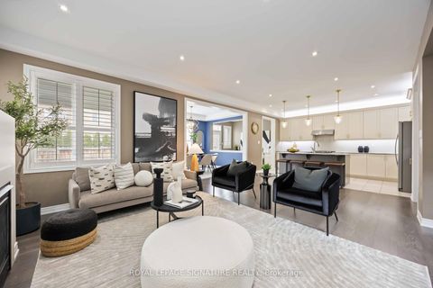 Photo 5 at 99 Card Lumber Crescent, Kleinburg, Vaughan