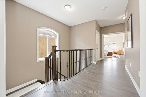 Photo 17 at 99 Card Lumber Crescent, Kleinburg, Vaughan