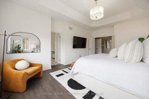 Photo 21 at 99 Card Lumber Crescent, Kleinburg, Vaughan