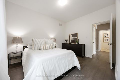 Photo 27 at 99 Card Lumber Crescent, Kleinburg, Vaughan