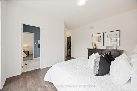 Photo 30 at 99 Card Lumber Crescent, Kleinburg, Vaughan