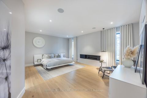 Photo 21 at 16 Greenmount Court, Queensway, Toronto