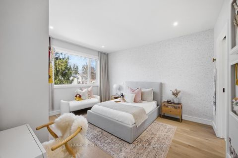 Photo 29 at 16 Greenmount Court, Queensway, Toronto