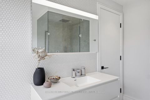 Photo 31 at 16 Greenmount Court, Queensway, Toronto