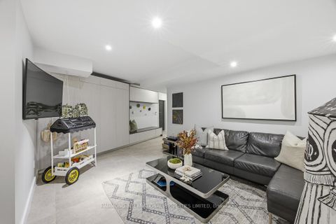 Photo 32 at 16 Greenmount Court, Queensway, Toronto