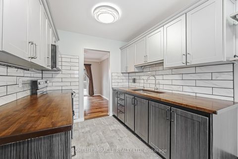 Photo 7 at 413 Terry Drive, Central Newmarket, Newmarket