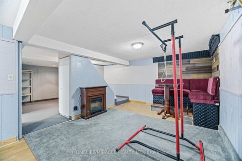 Photo 32 at 413 Terry Drive, Central Newmarket, Newmarket